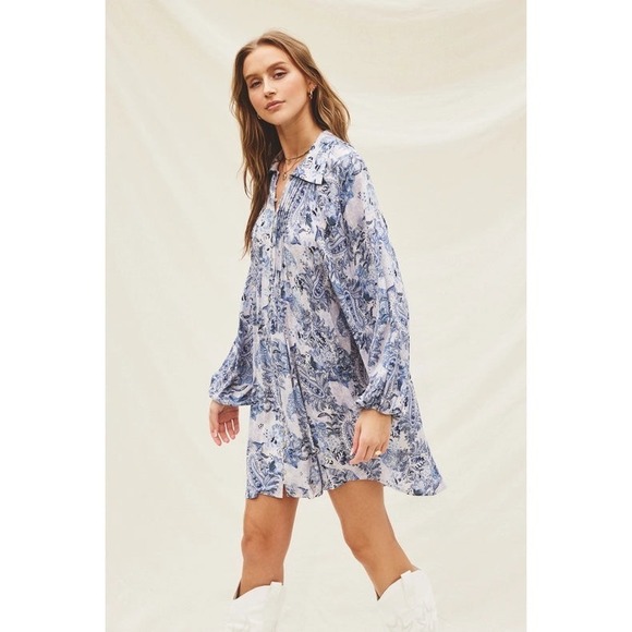 Dress Forum Dresses & Skirts - Aritzia Dress Forum Women Mini Cottagecore Dress Medium Blue Paisley Western